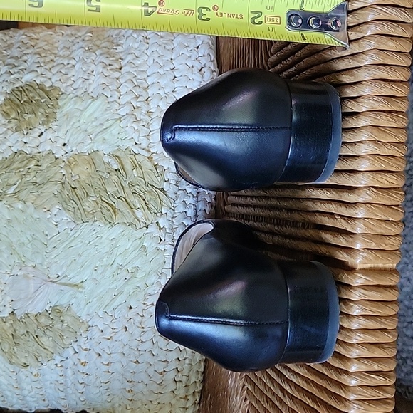 Cole Haan Dellora Skimmer Pointed Toe Loafers, Black, size 5B - Picture 4 of 11